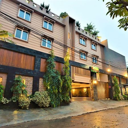 Kasira Residence Peladen Luaran gambar