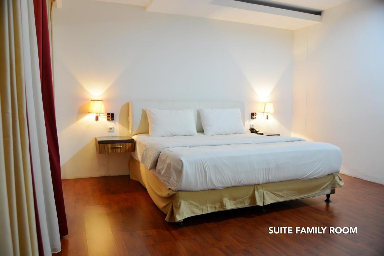 Kasira Residence Peladen Luaran gambar