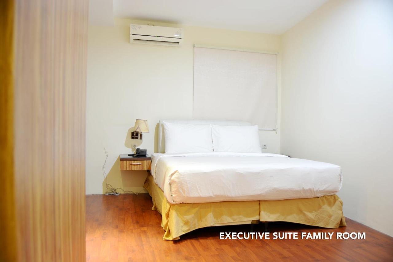 Kasira Residence Peladen Luaran gambar