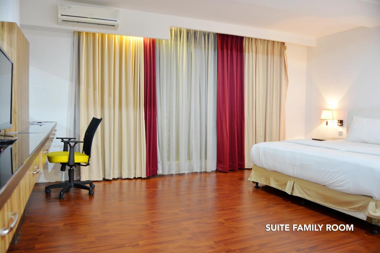 Kasira Residence Peladen Luaran gambar