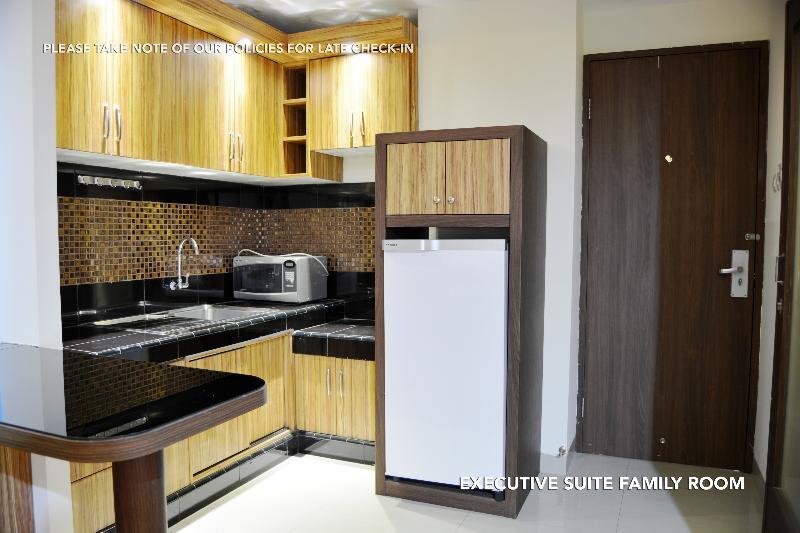 Kasira Residence Peladen Luaran gambar